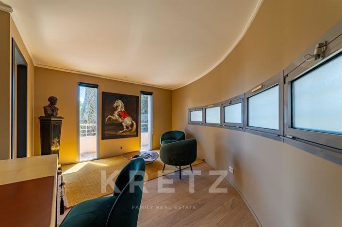 Image No.17-4 Bed House for sale