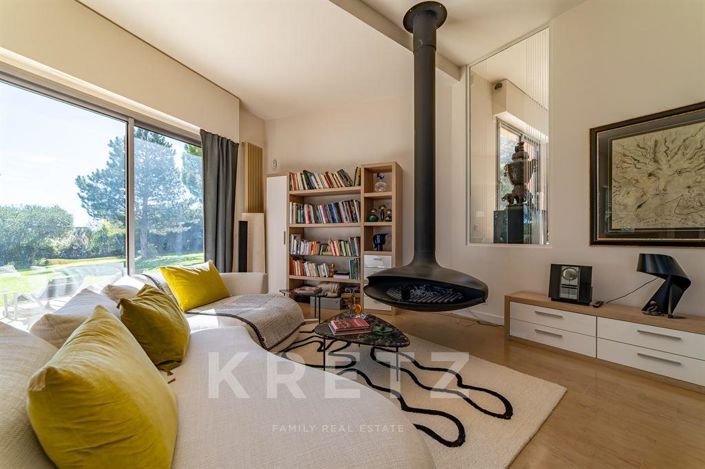 Image No.4-4 Bed House for sale