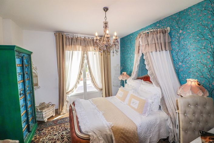 Image No.29-8 Bed House for sale