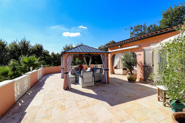 Image No.41-8 Bed House for sale