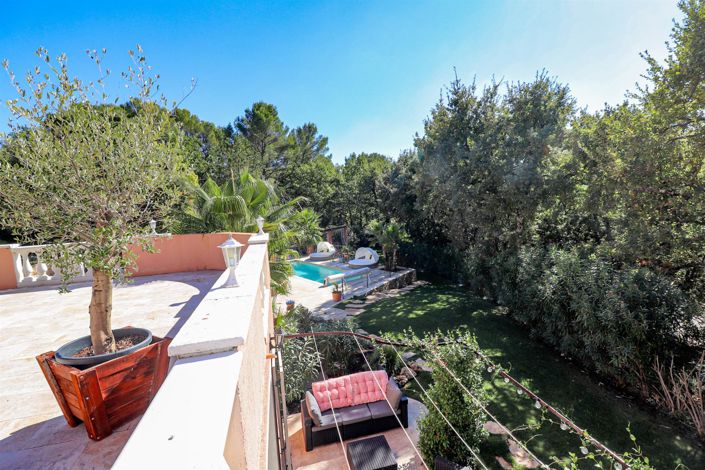 Image No.44-8 Bed House for sale