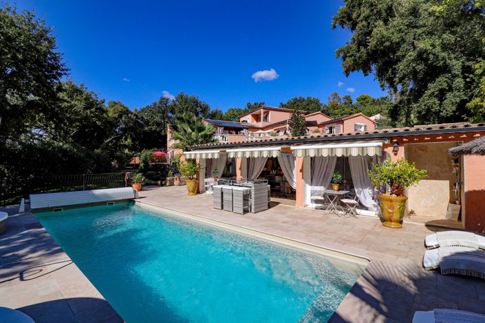 Image No.7-8 Bed House for sale