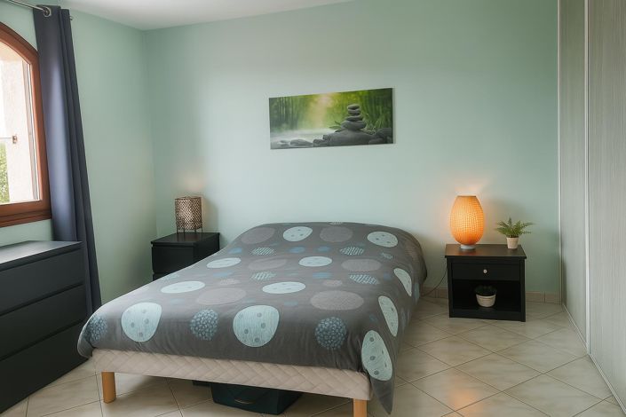 Image No.6-3 Bed House for sale