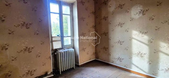 Image No.10-2 Bed House for sale