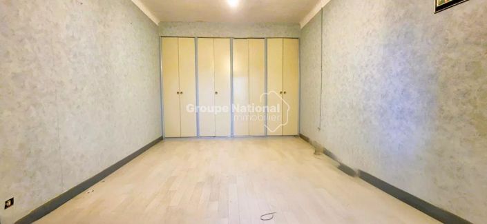 Image No.12-2 Bed House for sale