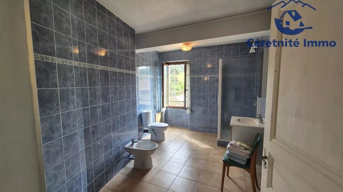 Image No.6-3 Bed House for sale