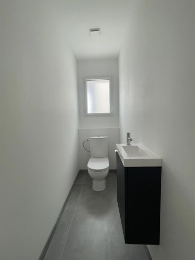 Image No.9-3 Bed House for sale