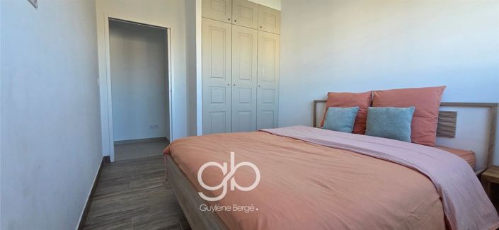 Image No.12-4 Bed House for sale