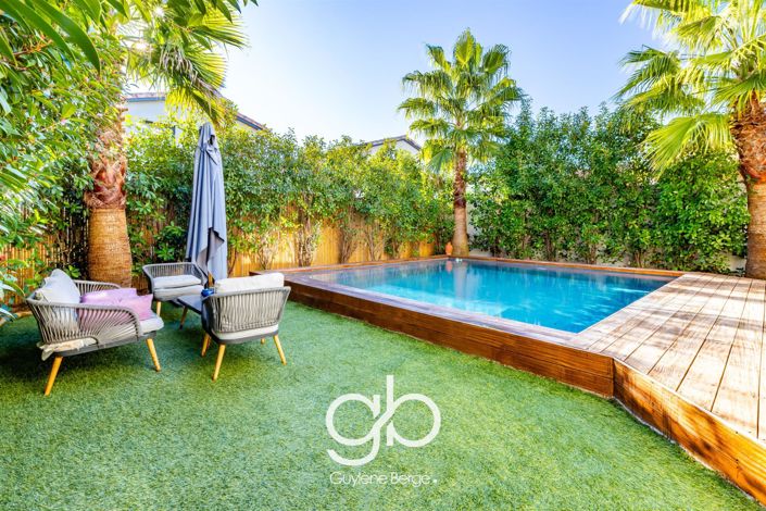 Image No.3-4 Bed House for sale