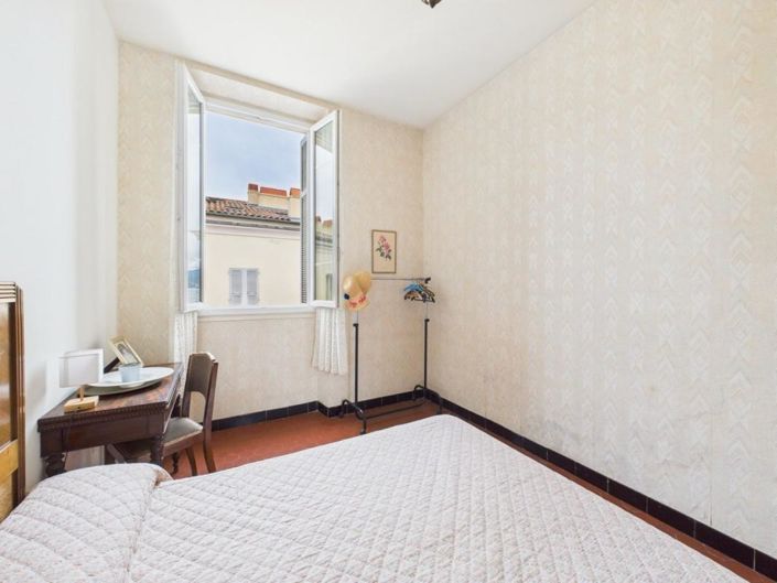 Image No.13-4 Bed Apartment for sale