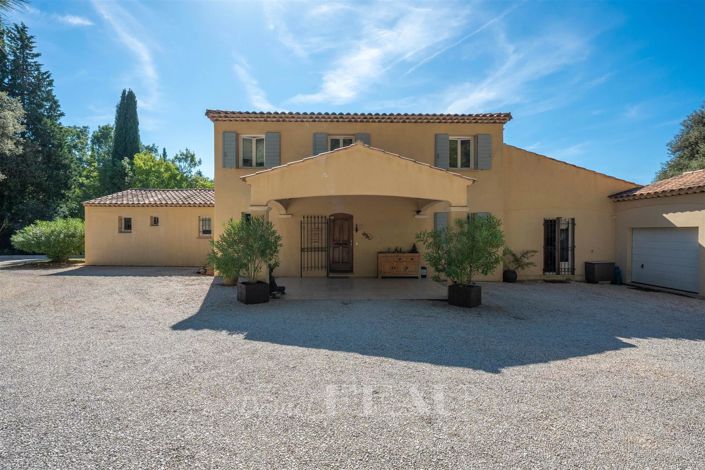 Image No.5-5 Bed House for sale