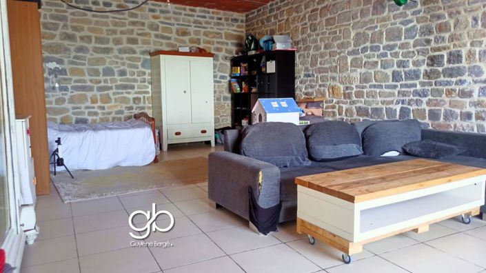 Image No.12-2 Bed House for sale