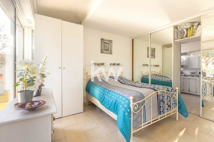 Image No.11-3 Bed Apartment for sale