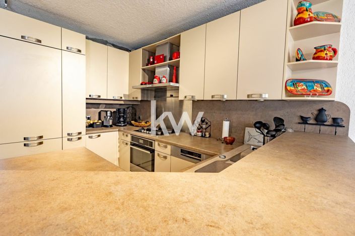 Image No.13-3 Bed Apartment for sale