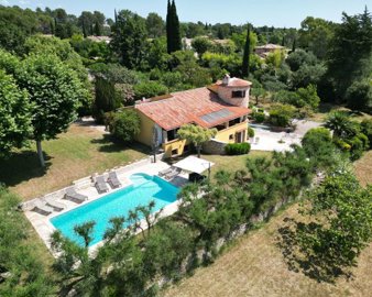 5 Bed House for sale