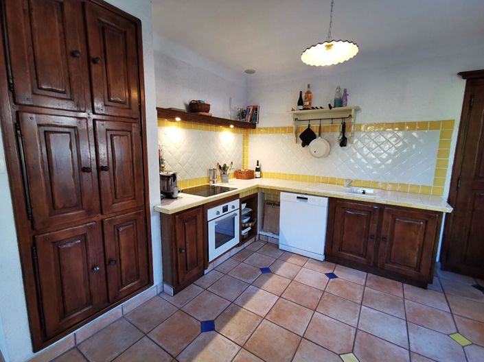 Image No.14-5 Bed House for sale