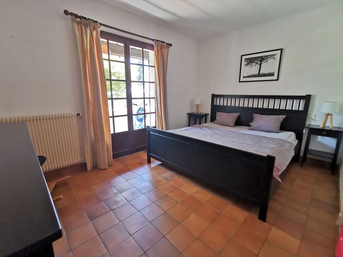 Image No.15-5 Bed House for sale