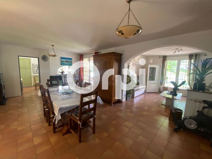 Image No.5-3 Bed House for sale