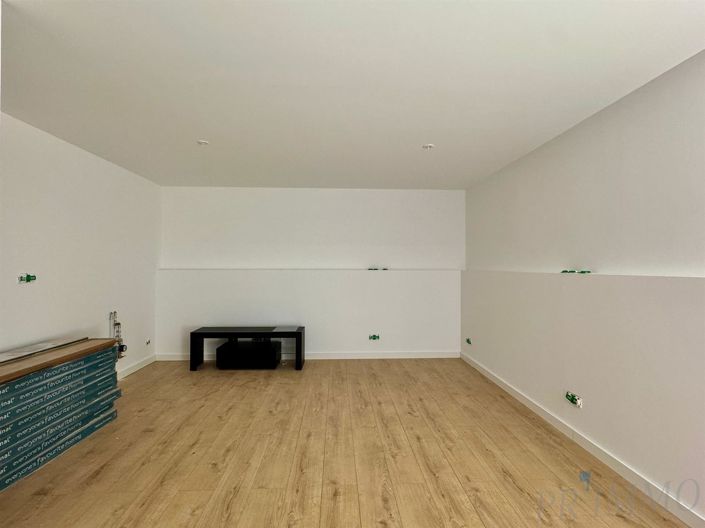 Image No.4-Apartment for sale