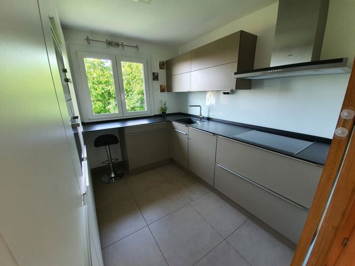 Image No.3-Appartement de 2 chambres à vendre à Gex