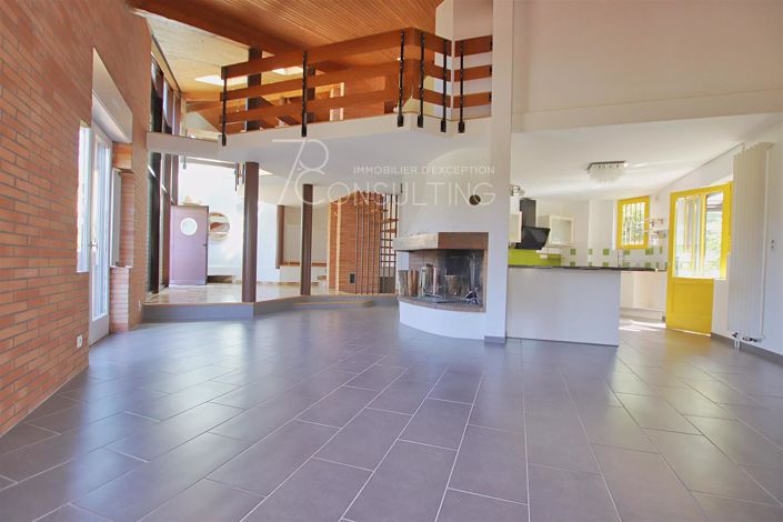 Image No.3-House for sale