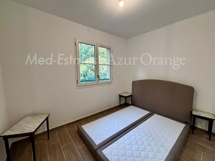 Image No.20-3 Bed Apartment for sale