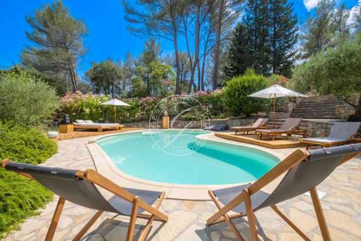 Image No.2-6 Bed House for sale