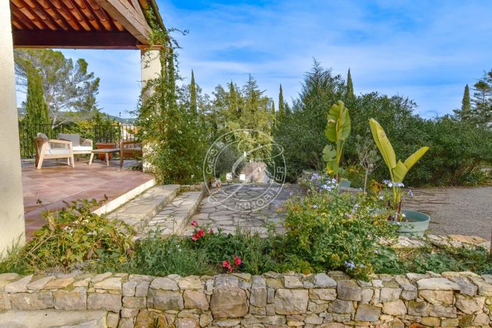 Image No.25-6 Bed House for sale