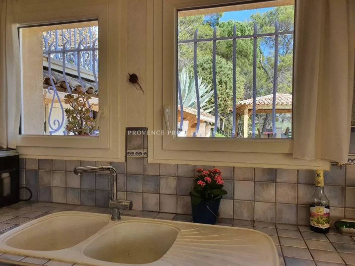 Image No.16-3 Bed House for sale