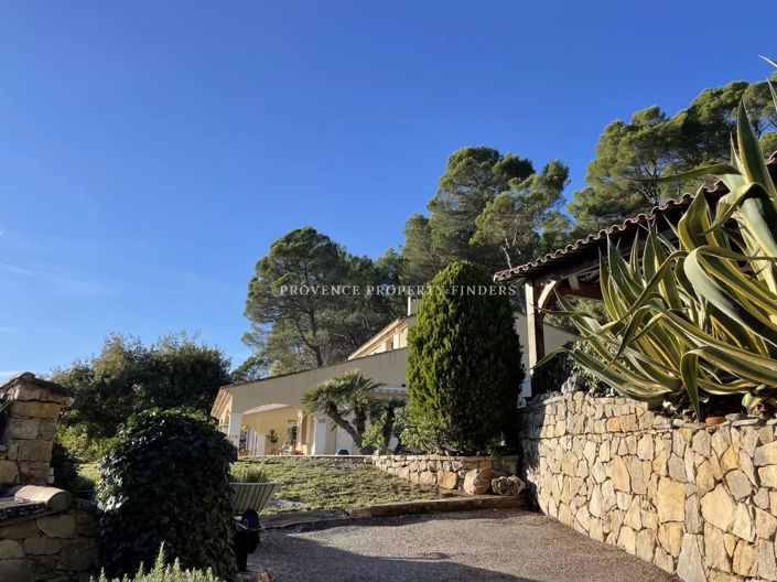 Image No.30-3 Bed House for sale