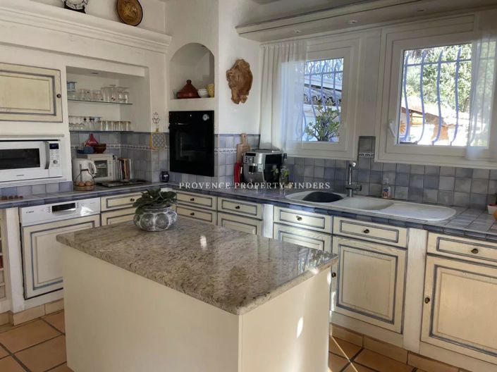 Image No.41-3 Bed House for sale