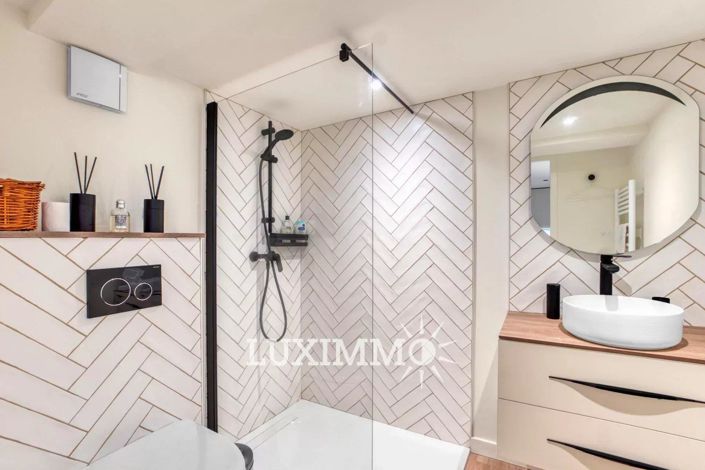 Image No.11-5 Bed House for sale