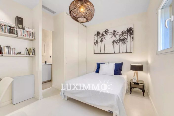 Image No.12-5 Bed House for sale