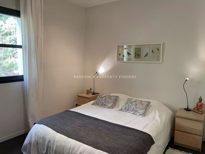 Image No.12-3 Bed House for sale