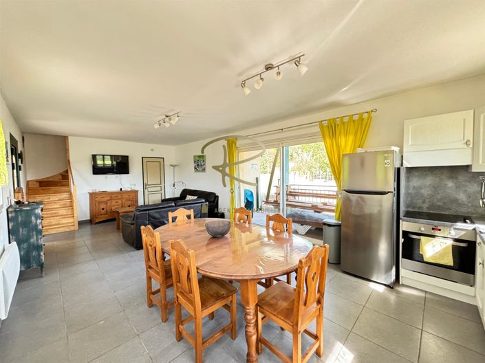 Image No.5-Maison de 4 chambres à vendre à Saint-Alban-Auriolles