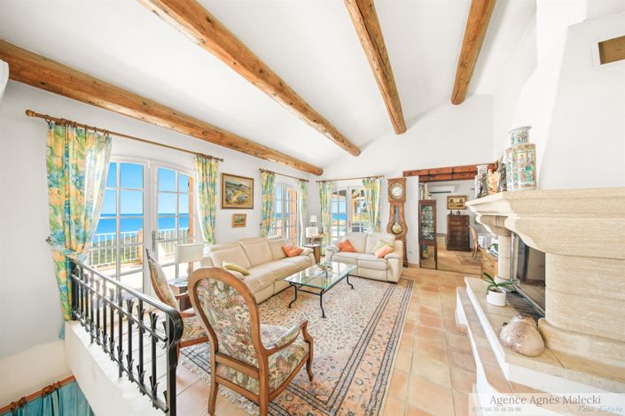 Image No.8-4 Bed House for sale