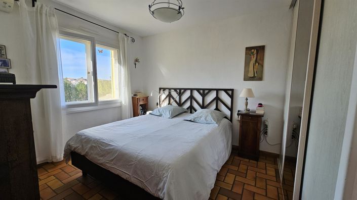 Image No.13-5 Bed House for sale