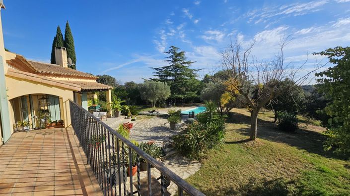 Image No.18-5 Bed House for sale