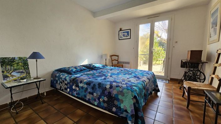 Image No.20-5 Bed House for sale