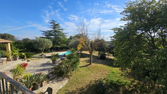 Image No.25-5 Bed House for sale