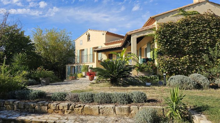 Image No.4-5 Bed House for sale