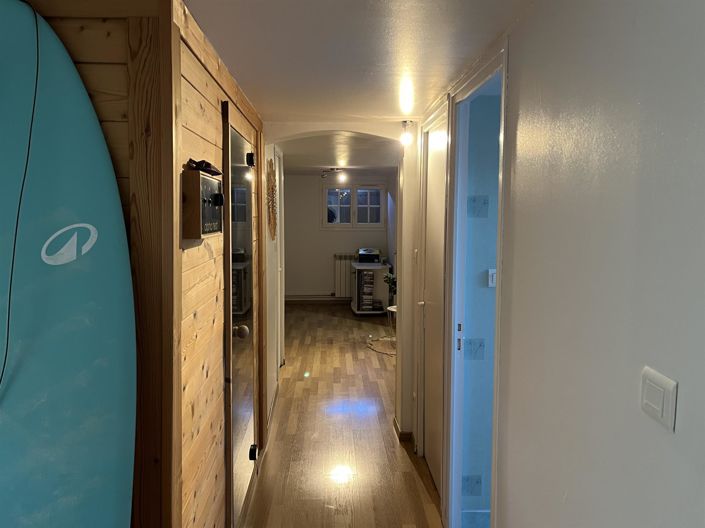 Image No.14-5 Bed House for sale