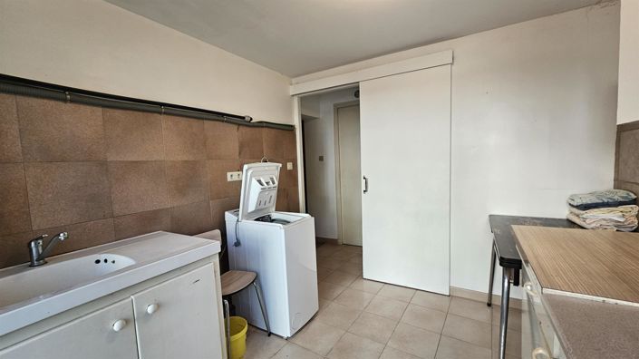 Image No.16-3 Bed House for sale