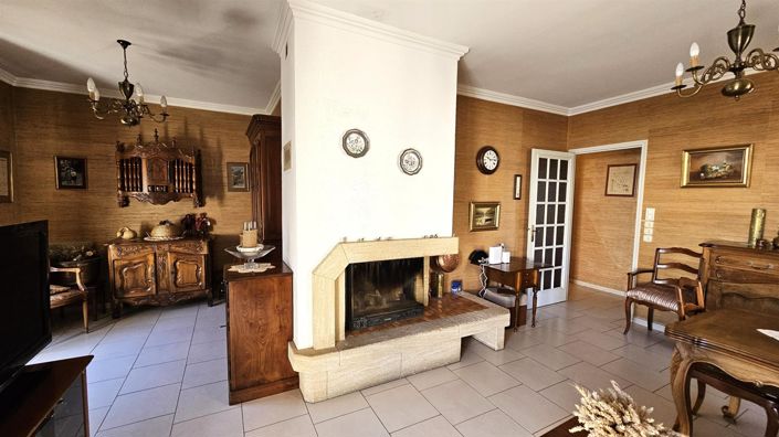 Image No.3-3 Bed House for sale