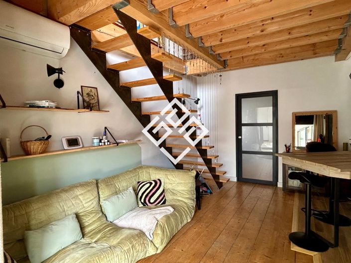 Image No.2-1 Bed House for sale