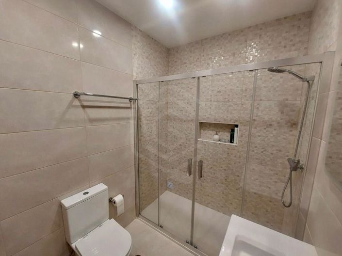 Image No.18-2 Bed Apartment for sale