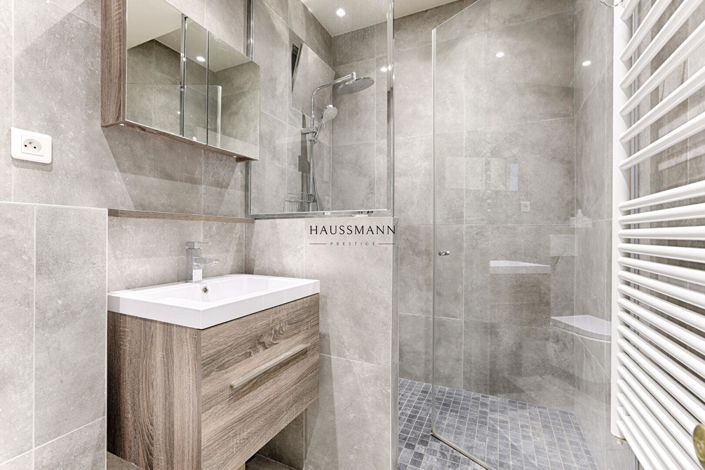 Image No.10-3 Bed Apartment for sale