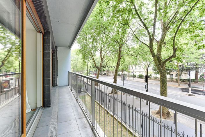 Image No.11-3 Bed Apartment for sale