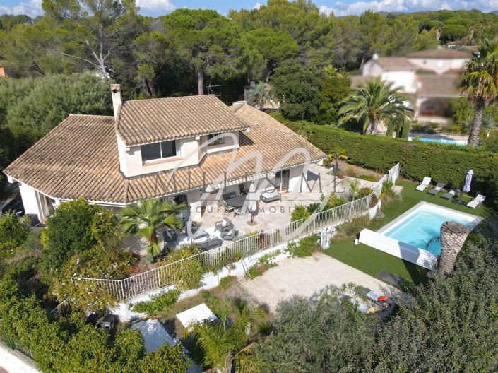 Image No.2-4 Bed House for sale