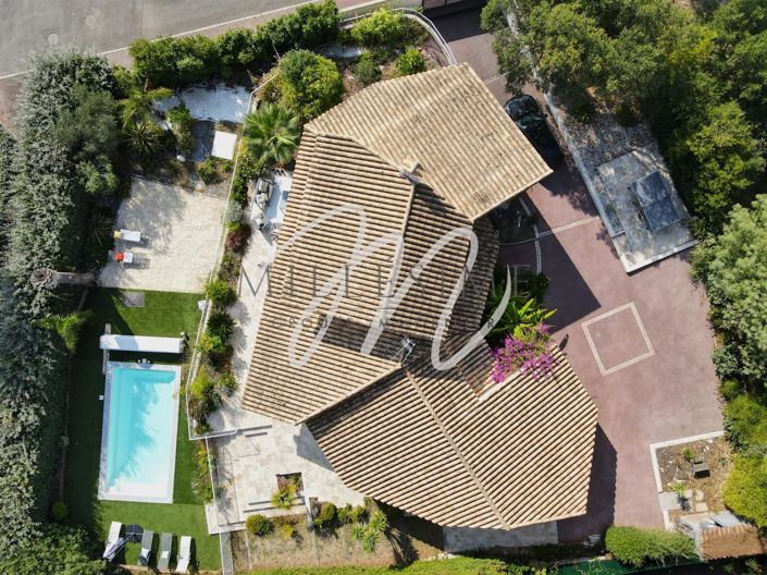 Image No.21-4 Bed House for sale